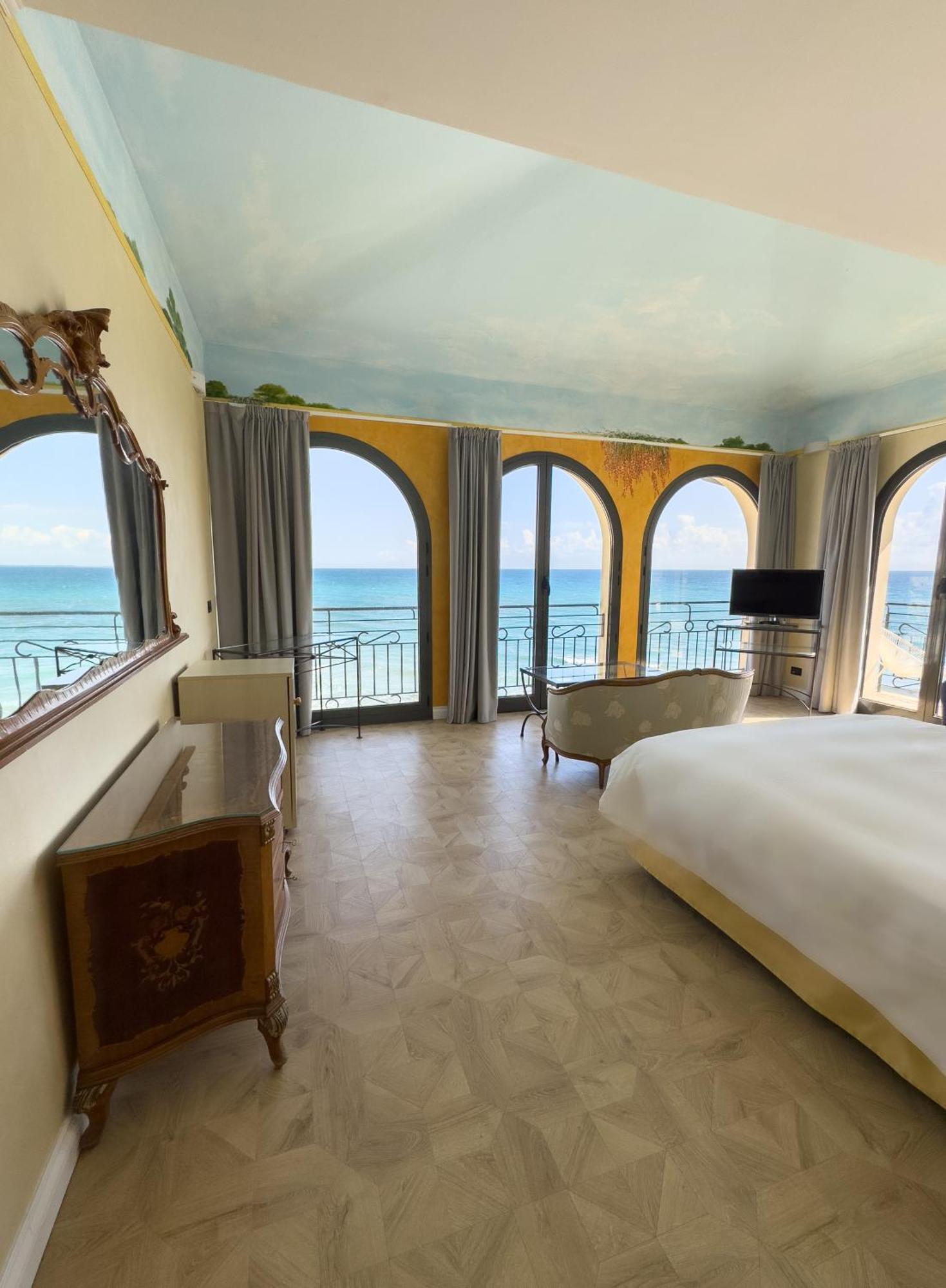 Jasmin Charme Hotel Diano Marina Kültér fotó